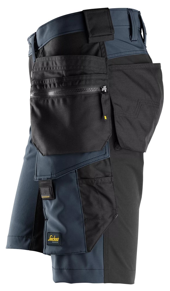4-Wege-Stretch-Shorts mit Holstertaschen